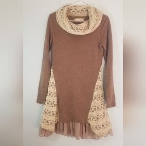A'Reve Sweater Dress. Lace Crocheted Trim and Cowl Neck. Hem Contrast. Size S.